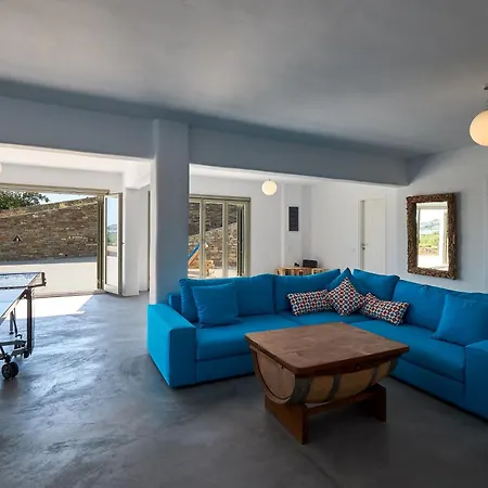Villa Peacock *